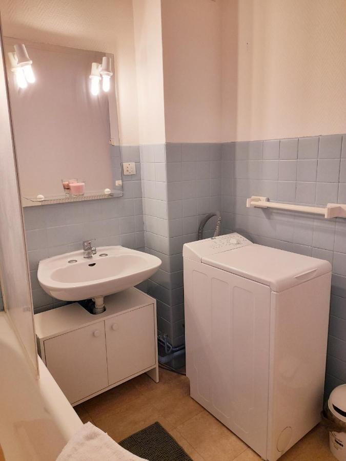F3 Avec Balcon Apartamento
