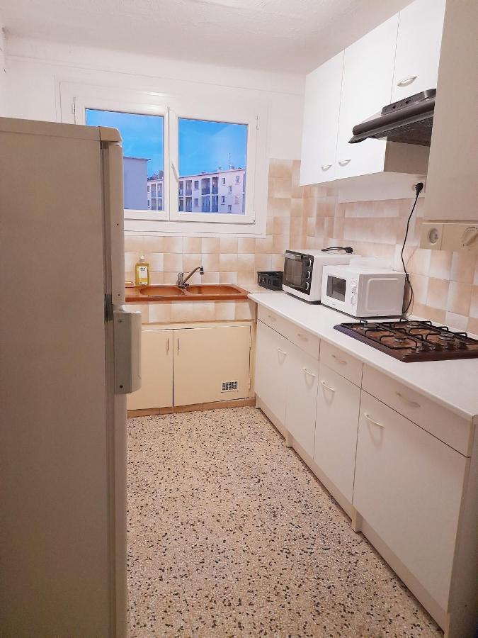 F3 Avec Balcon Apartamento
